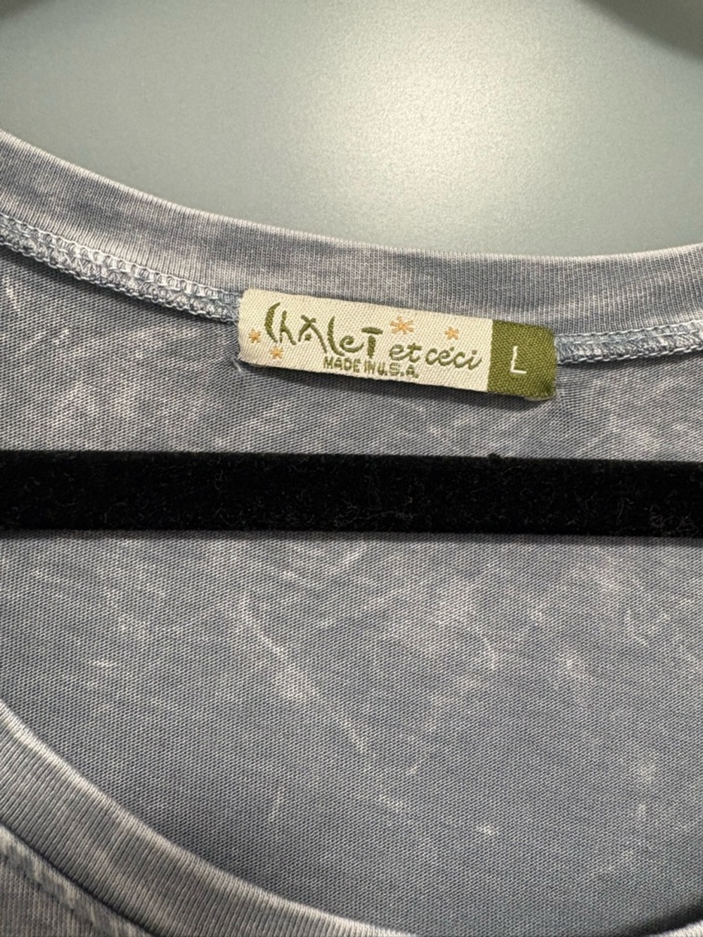 Chalet et ceci- Gray Acid-Wash Asymmetric Short Sleeve Tunic - Picture 5 of 9